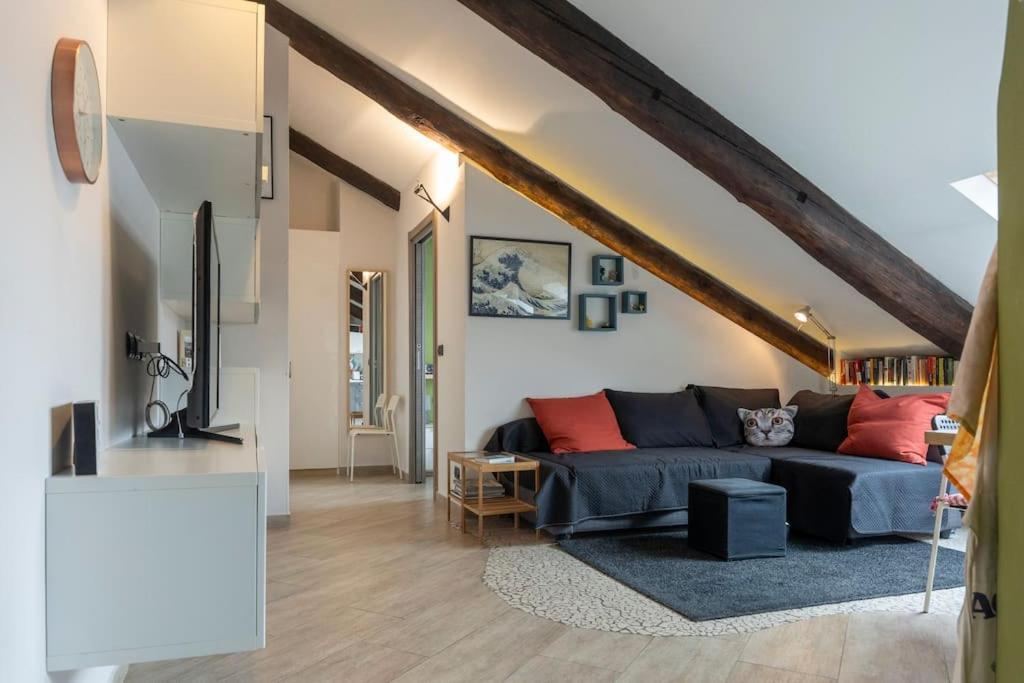 Cozy Attic In The City Center Turyn Zewnętrze zdjęcie